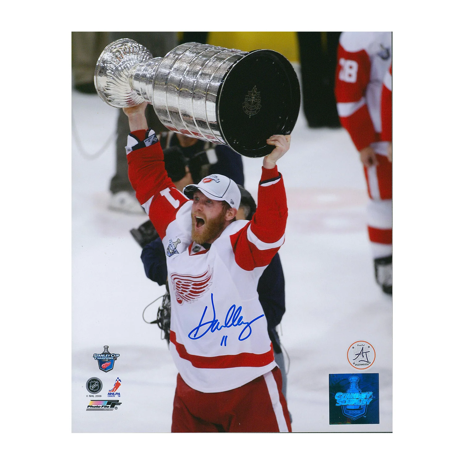 Daniel Cleary Autographed Detroit Red Wings Stanley Cup 8x10 Photo