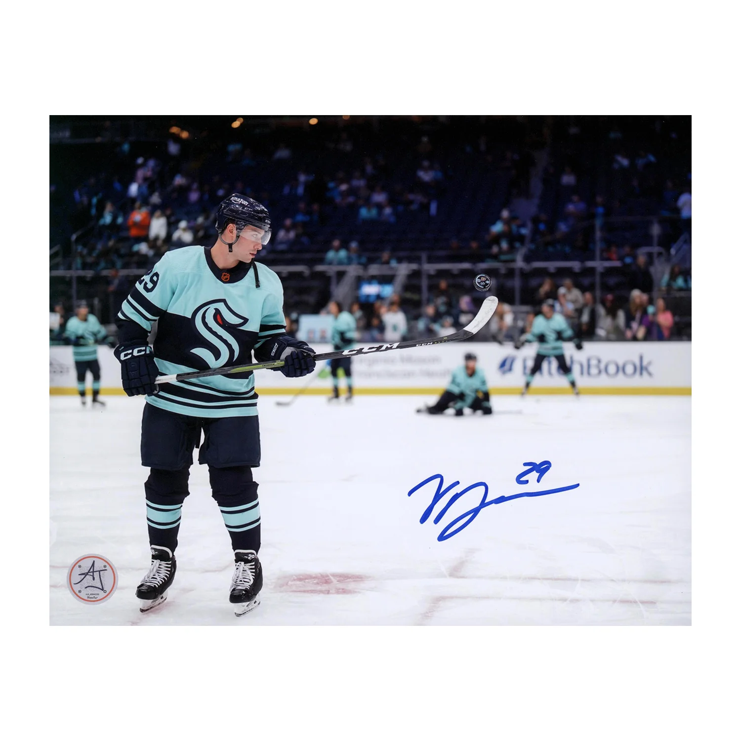 Vince Dunn Signed Seattle Kraken Reverse Retro 8x10 Photo