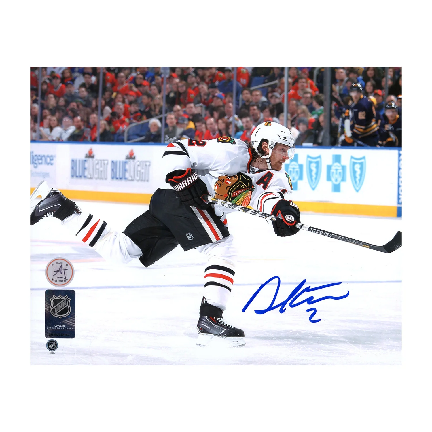 Duncan Keith Autographed Chicago Blackhawks Slapshot 8x10 Photo