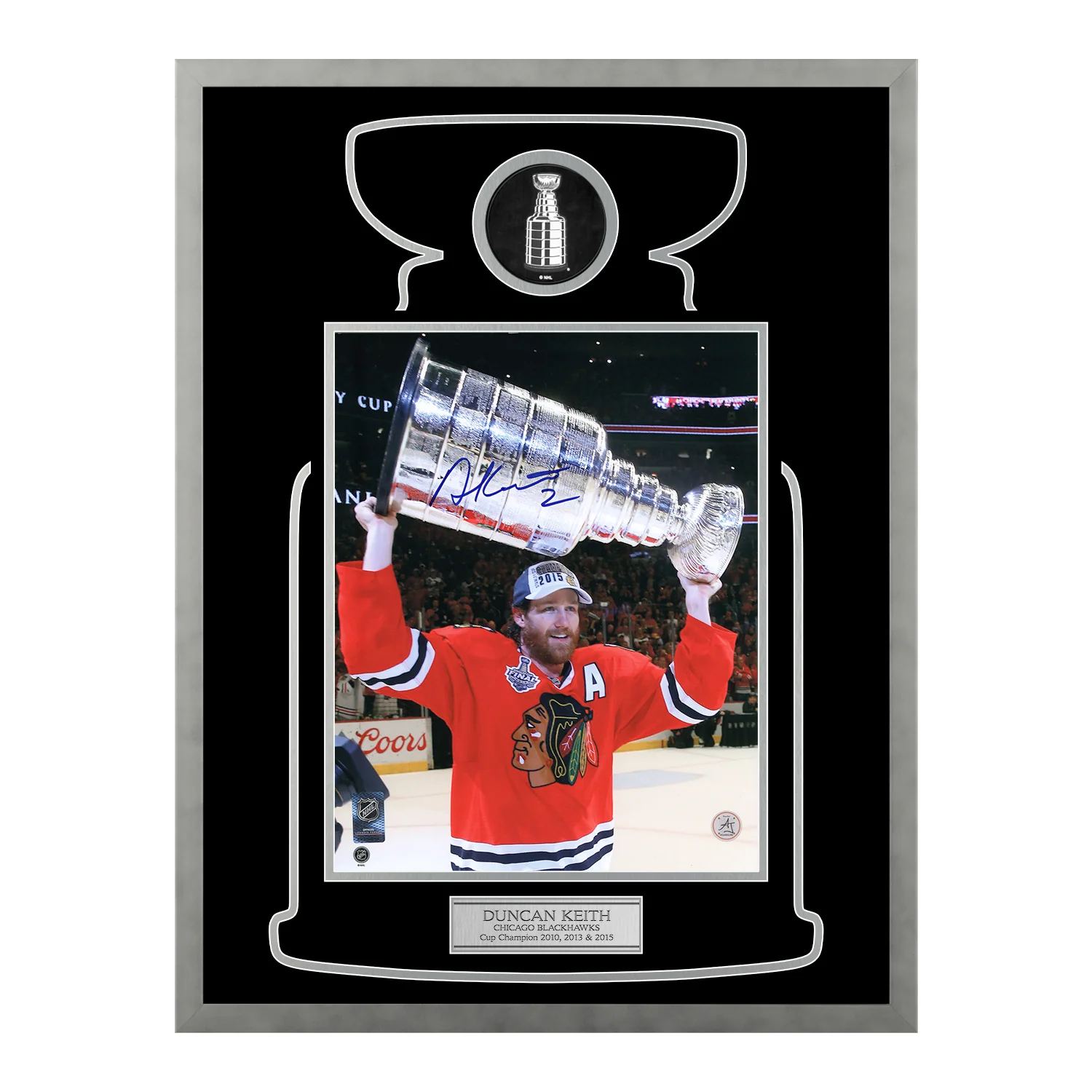 Duncan Keith Autographed Chicago Blackhawks Cup Champion 20x26 Frame