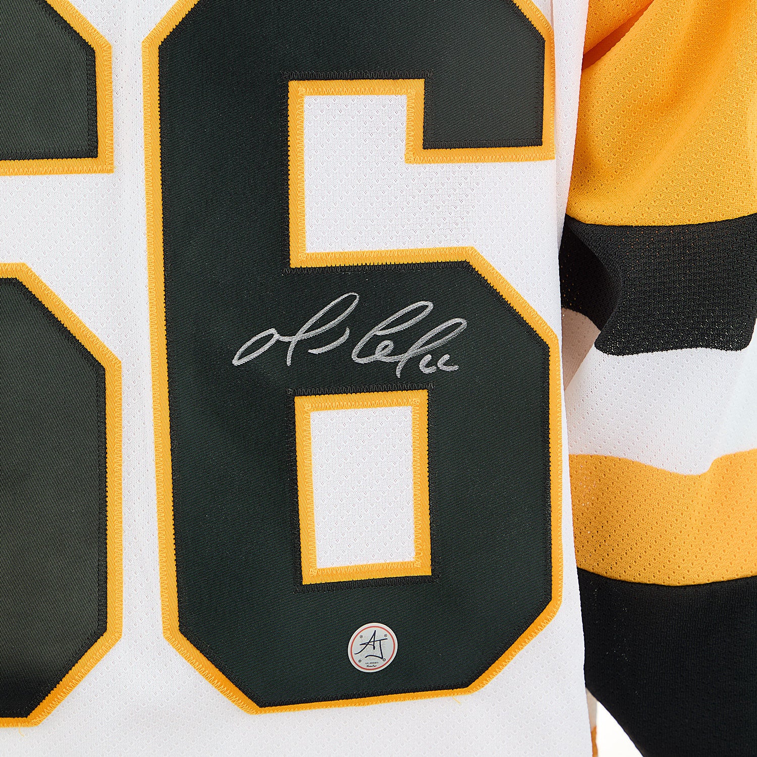 Mario Lemieux Autographed Pittsburgh Penguins White Vintage CCM Jersey - Image 3
