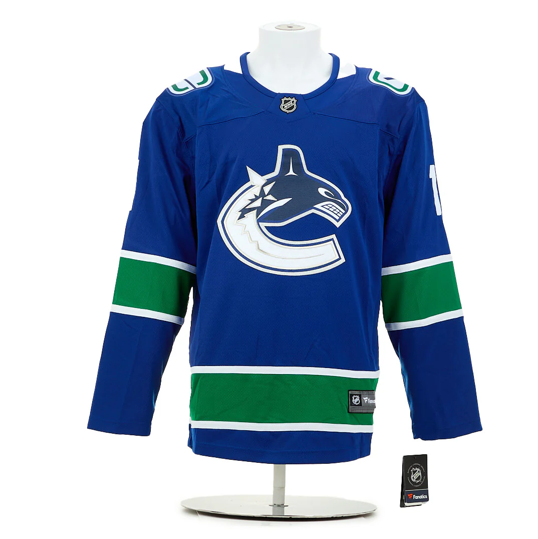 Roberto Luongo Signed Vancouver Canucks Cup Game 5 Victory Art Jersey #4/20 - Image 2