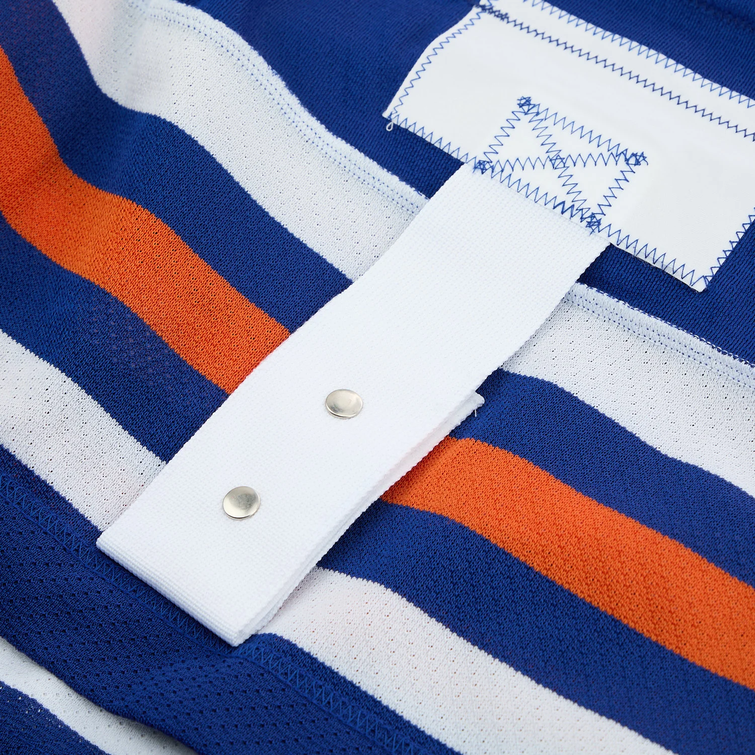 Edmonton Oilers 16 Player Team Signed 1990 Stanley Cup Classic Jersey #80/90 - Image 4