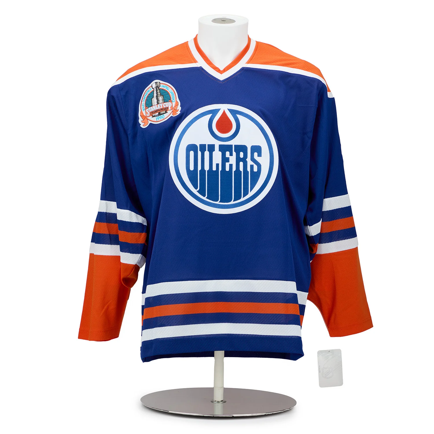 Edmonton Oilers 16 Player Team Signed 1990 Stanley Cup Classic Jersey #14/90 - Image 2