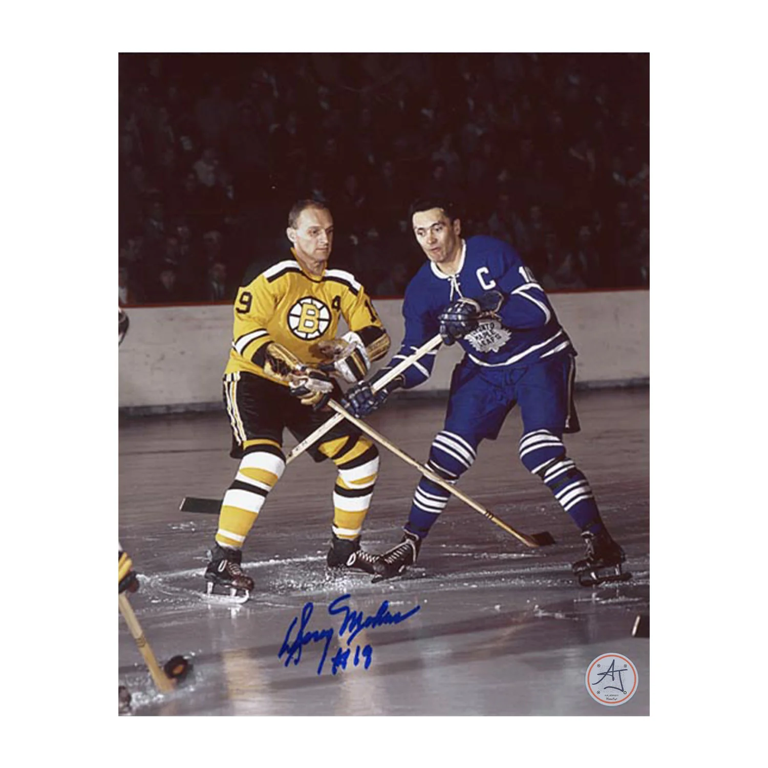 Doug Mohns Autographed Boston Bruins Game Action 8x10 Photo