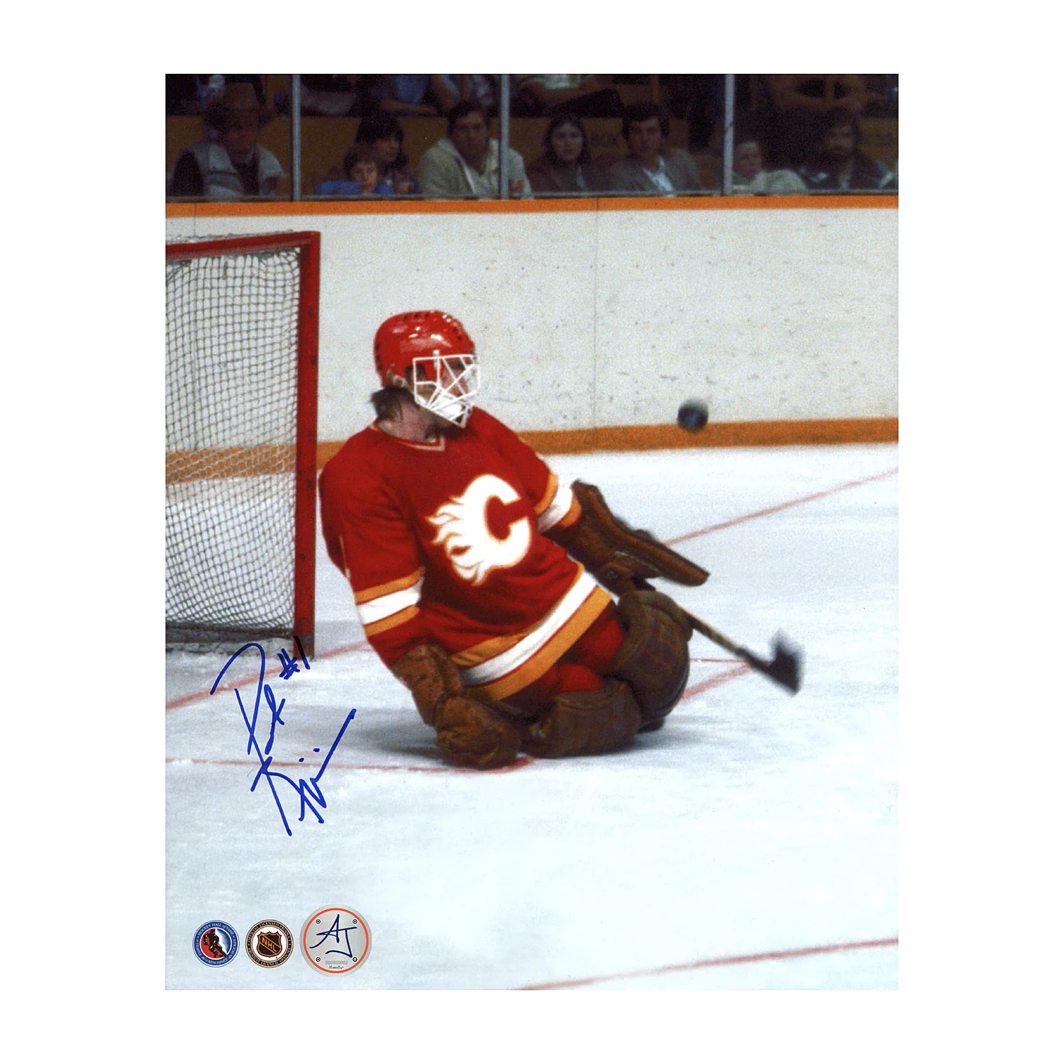 Pat Riggin Autographed Calgary Flames Puck Stare 8x10 Photo