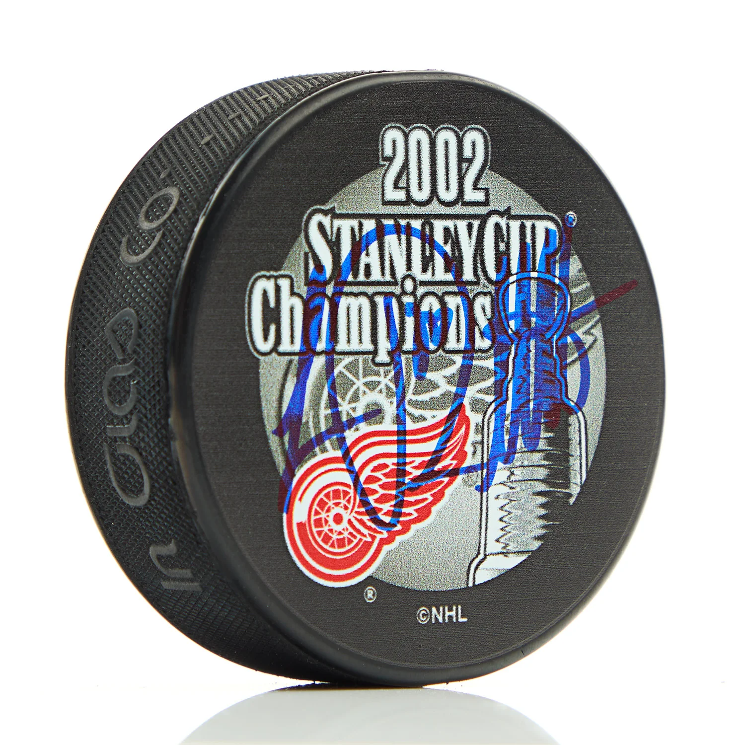 Luc Robitaille Detroit Red Wings Autographed 2002 Stanley Cup Puck