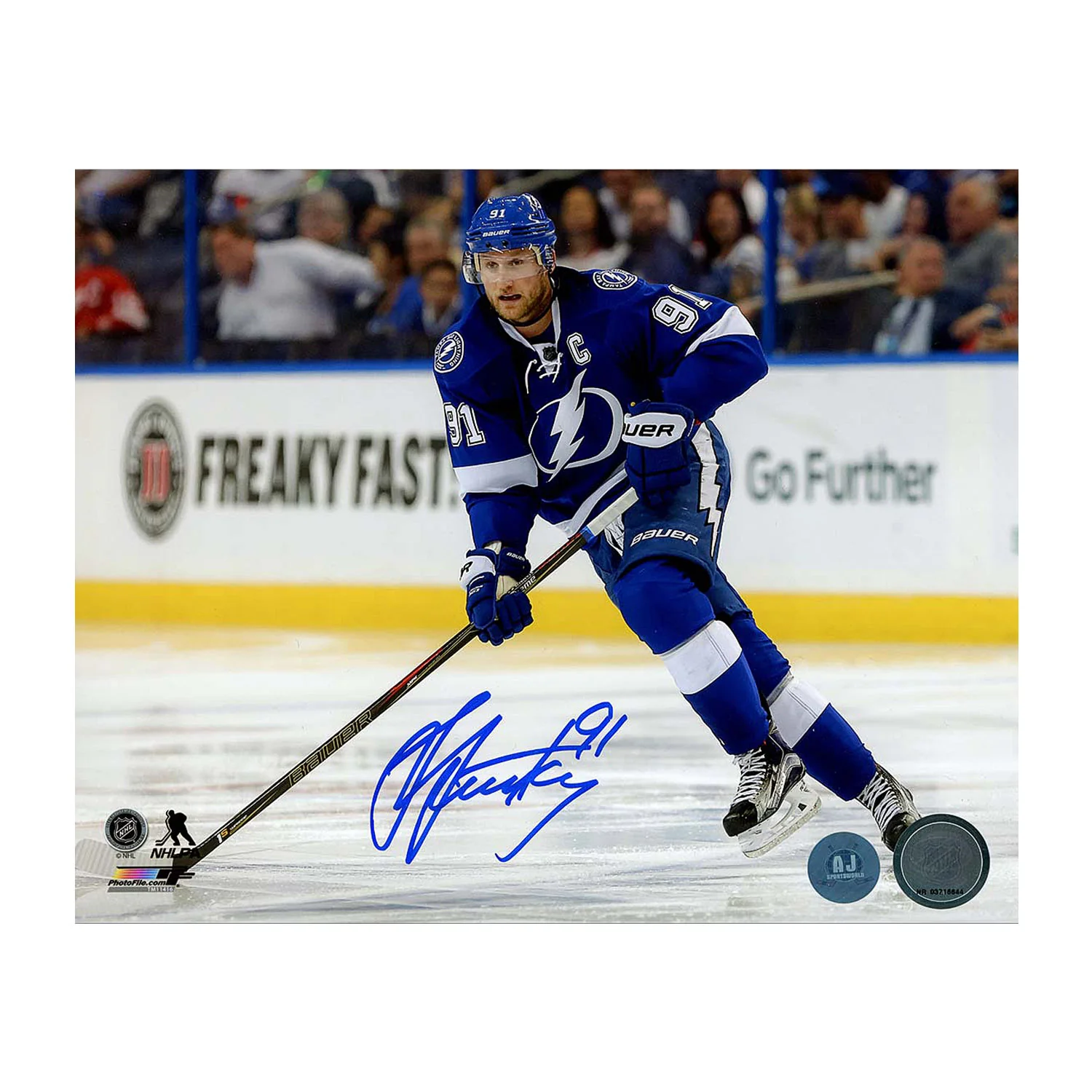 Steven Stamkos Autographed Tampa Bay Lightning Game Action 8x10 Photo